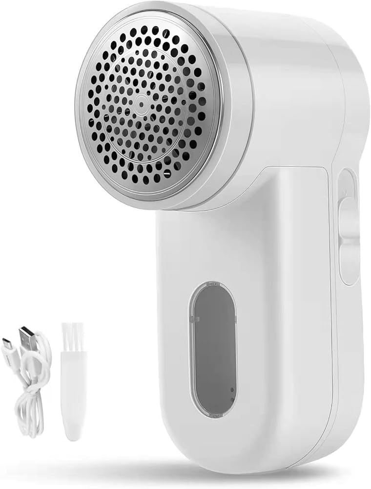 Say Goodbye to Fuzz: The Portable Lint Remover That Revives Your Clothes